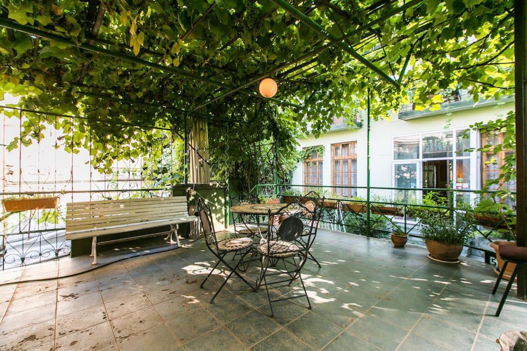 Hotel Royal Тбилиси Экстерьер фото